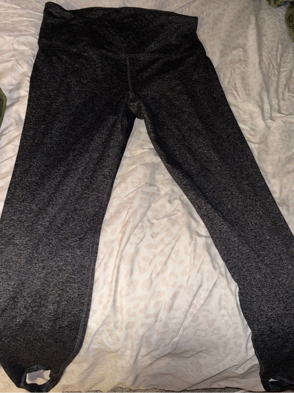 Old Navy Charcoal Stirrup Leggings with High Waist